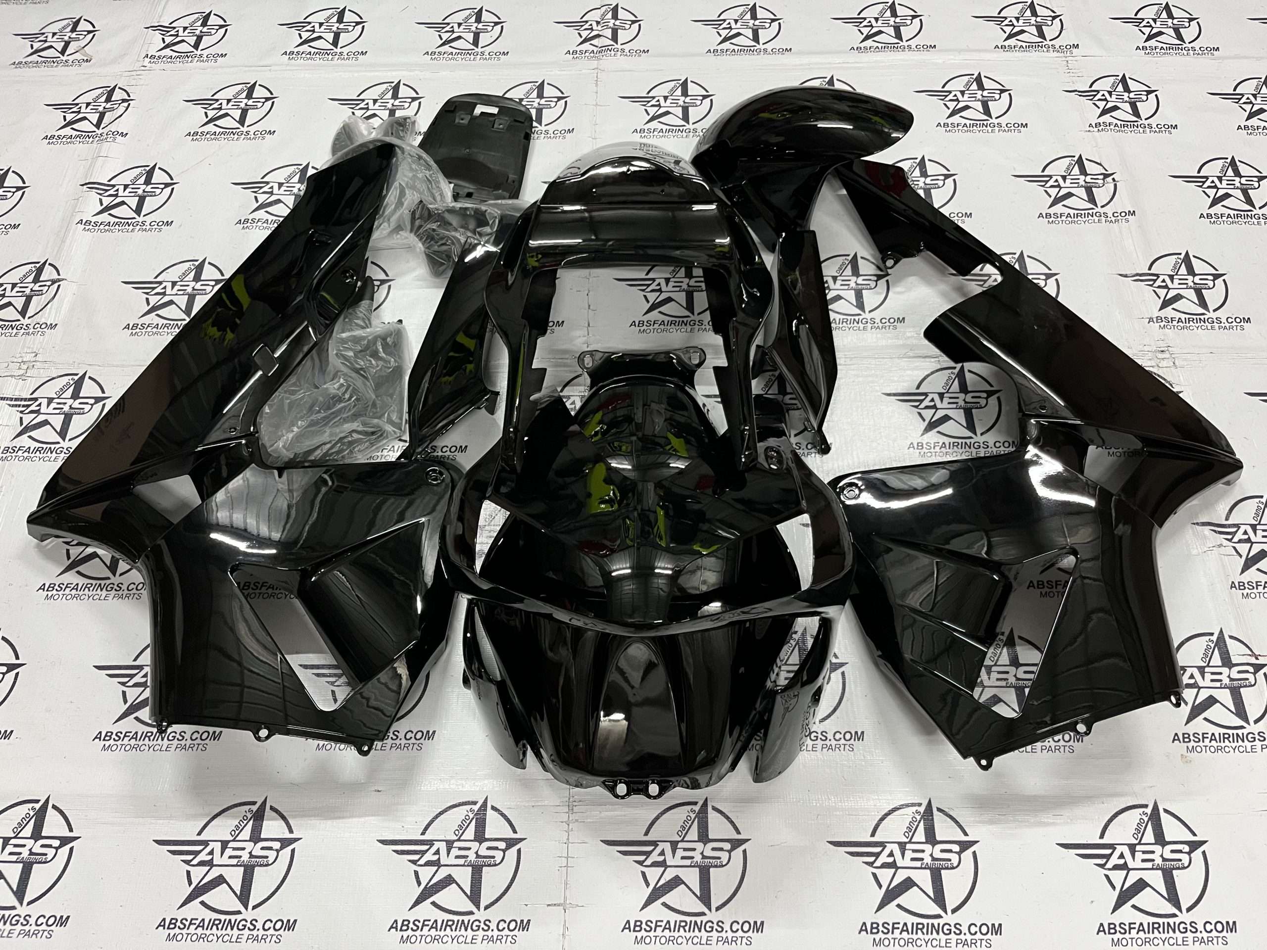 All Gloss Black - 2003 to 2004 CBR600RR Questions & Answers