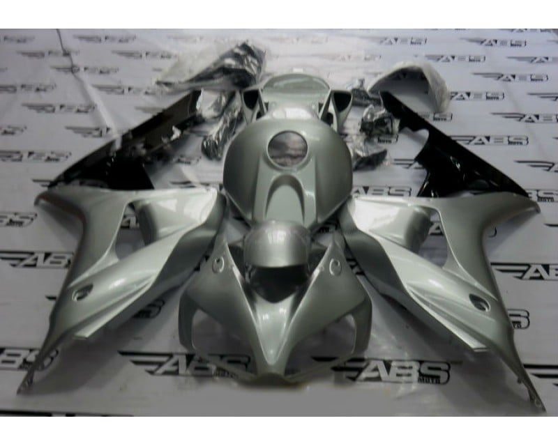 All Silver without Decals - 2006 to 2007 CBR1000RR Questions & Answers